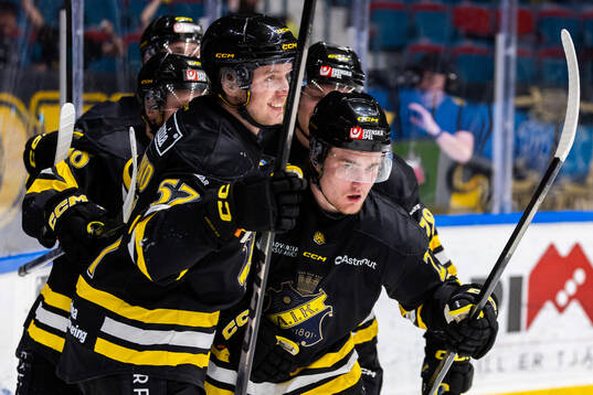 Bläddra bland fler bilder av Ishockey, Hockeyallsvenskan, Kvartsfinal 4, AIK - Modo