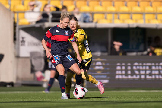 Linköpings Jonna Andersson och Elfsborgs Hanna Jiozon