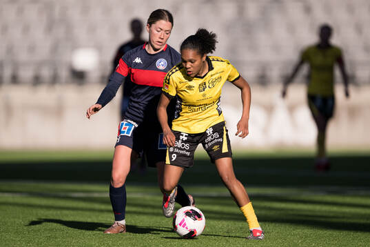 Linköpings Polly Doran och Elfsborgs Vanessa Lopez
