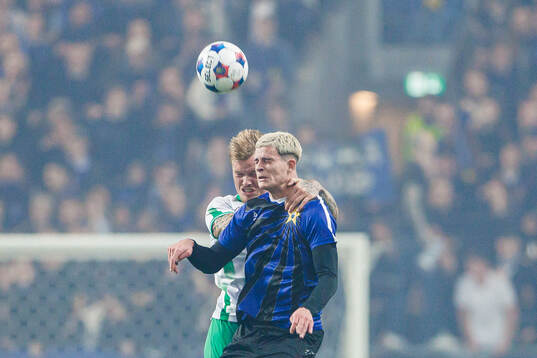 Hammarbys Victor Eriksson och Sirius Robbie Ure