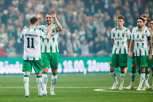 Hammarbys Nikola Vasic och Oscar Johansson Schellhas jublar