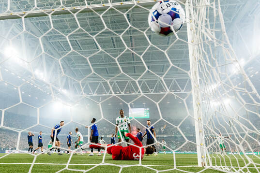 Hammarbys Montader Madjed när 2-1 bakom Sirius målvakt