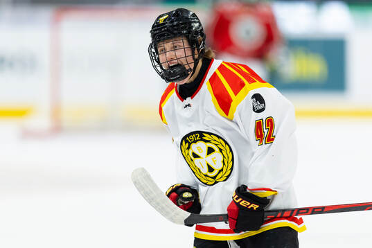 Brynäs Viivi Vainikka jublar