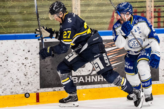 HV71s Jonathan Ang och Leksands Matt Caito