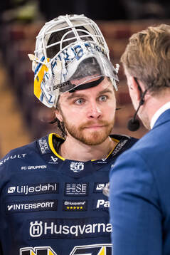 HV71s målvakt Felix Sandström