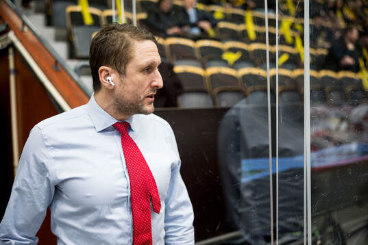 Malmö Redhawks huvudtränare Tomas Kollar