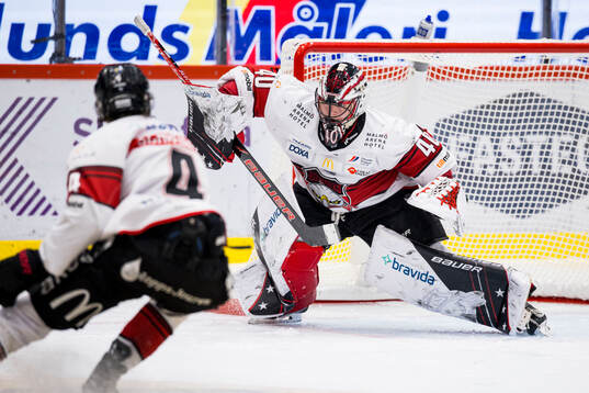 Malmö Redhawks målvakt Oskar Blomgren