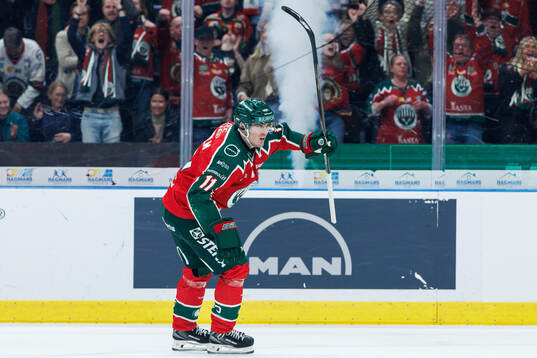 Frölundas Max Lindholm jublar