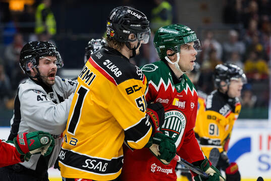 Luleås Markus Nurmi och Frölundas Henrik Tömmernes