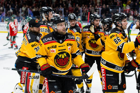Luleås Linus Omark jublar