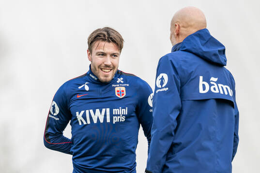Fredrik André Bjørkan and Ståle Solbakken, head coach of