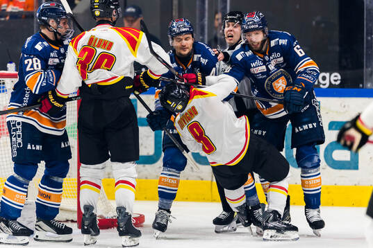 Växjös Keegan Lowe och Petter Granberg samt Brynäs Bobby