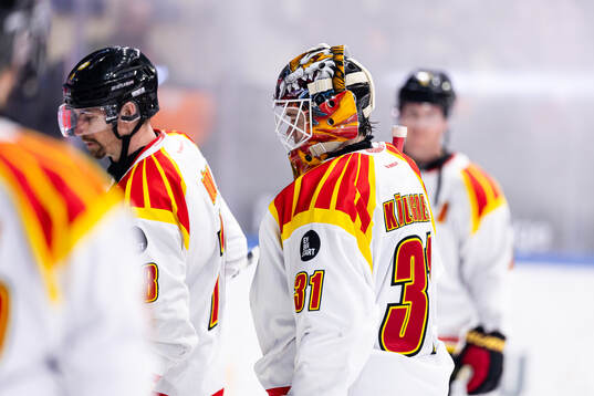 Brynäs målvakt Erik Källgren deppar