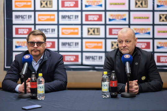 Växjös tränare Björn Hellkvist och Brynäs tränare