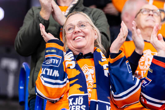 Växjösupportrar jublar