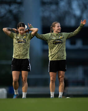 Tabby Tindell and Anna Anvegård