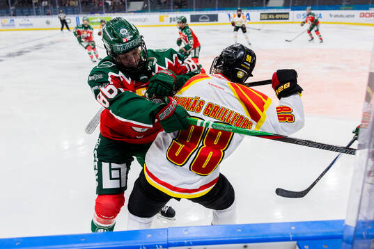 Frölundas Tuva Kandell och Brynäs Tilde Sundnäs Grillfors
