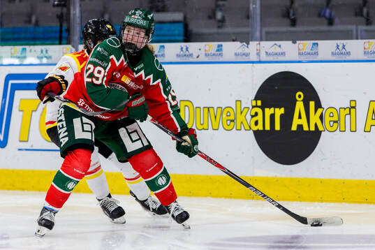 Brynäs Sara Cajanova och Frölundas Felizia