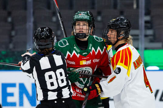 Frölundas Andrea Dalen och Brynäs Anna Andersson