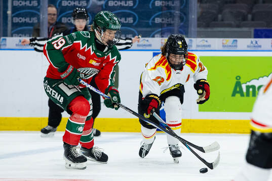 Frölundas Moa Stridh och Brynäs Hanna Thuvik