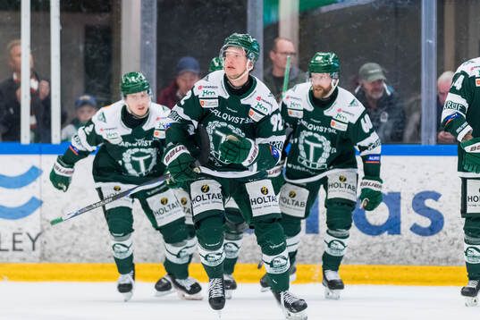 Tingsryds AIFs Adam Bäckstrand jublar