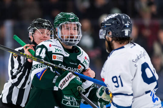 Tingsryds AIFs Simon Svensson och Visby Romas Niklas