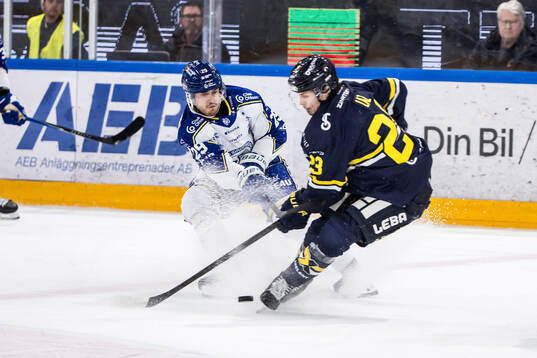 Leksands Michael Lindqvist och HV71s Victor Laz