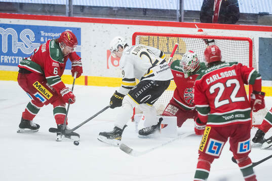 Modos Theodor Johnsson och AIKs Daniel Ljungman