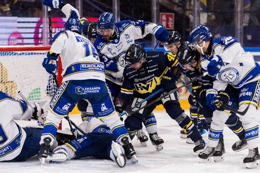 Leksands Fred Nilsson och HV71s Oskar Stål-Lyrenäs