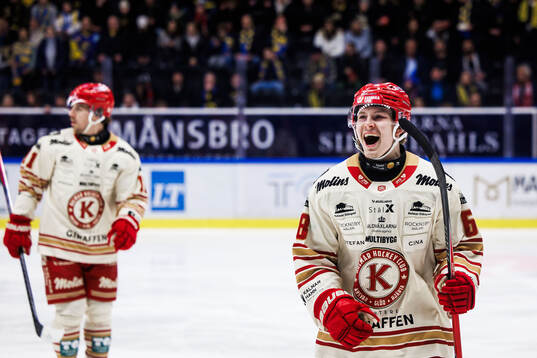 Kalmars Eddie Levin jublar