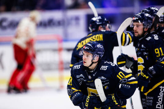 Södertäljes Felix Öhrqvist jublar