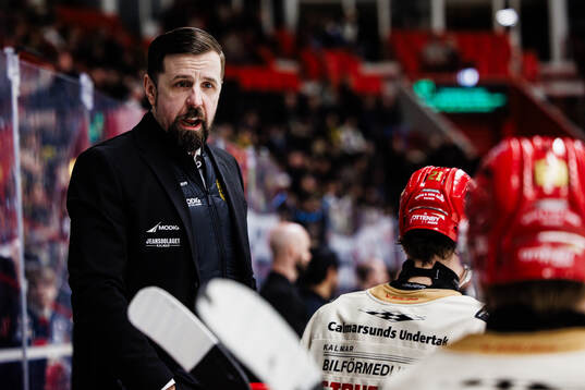 Kalmars tränare Viktor Tuurala
