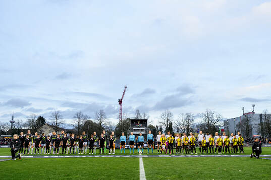 Players of Eintracht Frankfurt and of Häcken