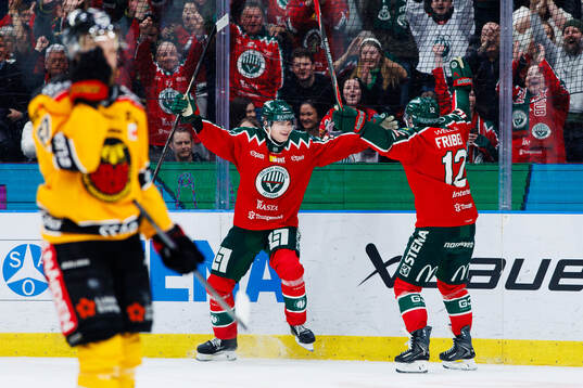 Frölundas Max Friberg jublar