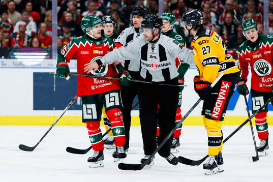 Frölundas Arttu Ruotsalainen och Luleås Oskari Laaksonen