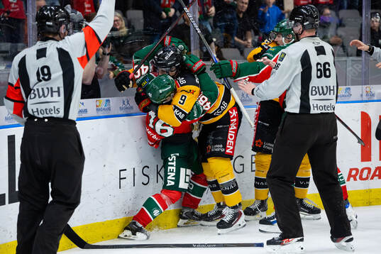 Frölundas Dominik Egli och Luleås Heikki Liedes