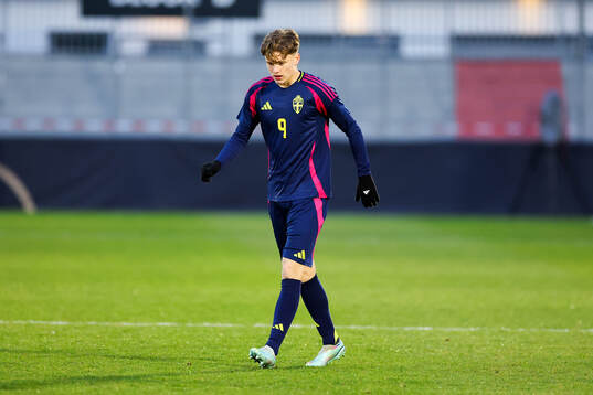 Åke Andersson of Sweden looks dejected