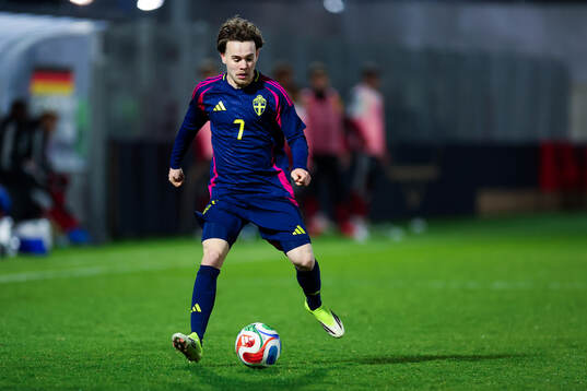 Neo Jönsson of Sweden