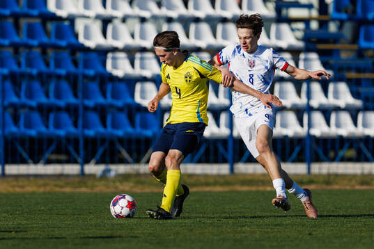 Truls Flodin Furuseth of Sweden and Lucas Myklebust of