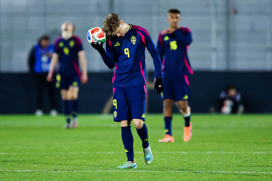 Åke Andersson of Sweden looks dejected