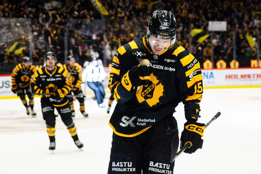 Skellefteås Lars Bryggman jublar