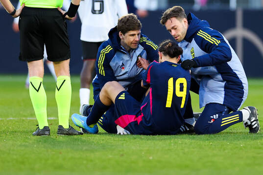 David Isso of Sweden recives medical attention