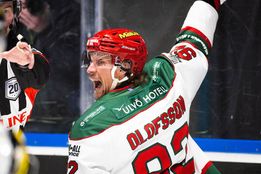 Modos Jesper Olofsson jublar vid 0-2