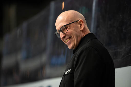 Modos tränare Fredrik Andersson