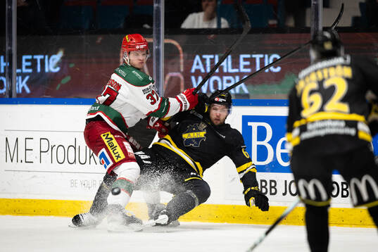 Modos Viktor Persson och AIKs Ludwig Blomstrand