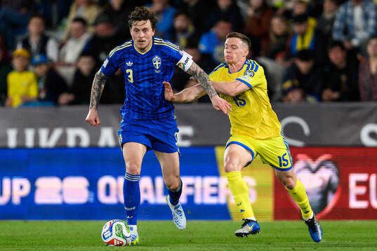 Victor Nilsson Lindelöf of Sweden and Viktor Tsygankov of