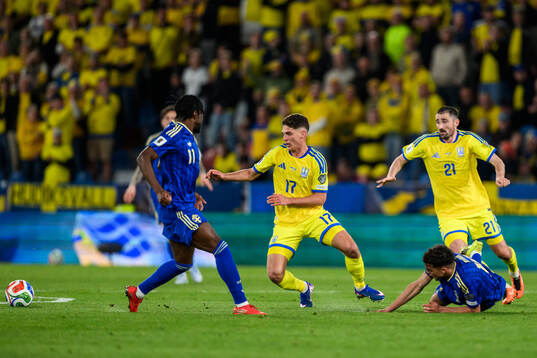 Georgiy Sudakov and Ivan Kaliuzhnyi of Ukraine against
