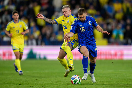 Oleksandr Zubkov of Ukraine and Jesper Karlström of Sweden