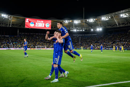 Benjamin Nygren, Viktor Gyökeres and Yasin Ayari of Sweden