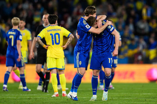 Mattias Svanberg and Viktor Gyökeres of Sweden celebrate